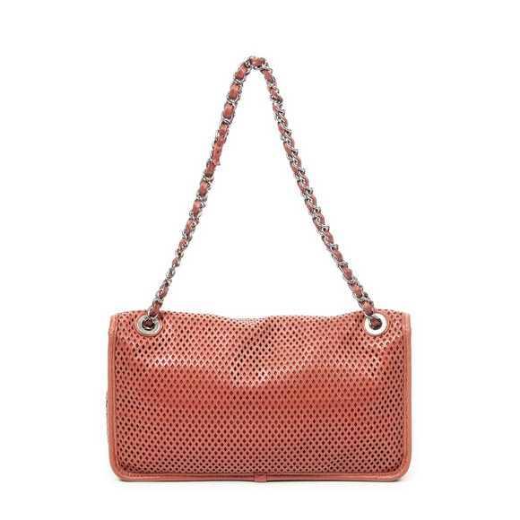 Chanel Up in the Air Flap - Picture 5 of 9